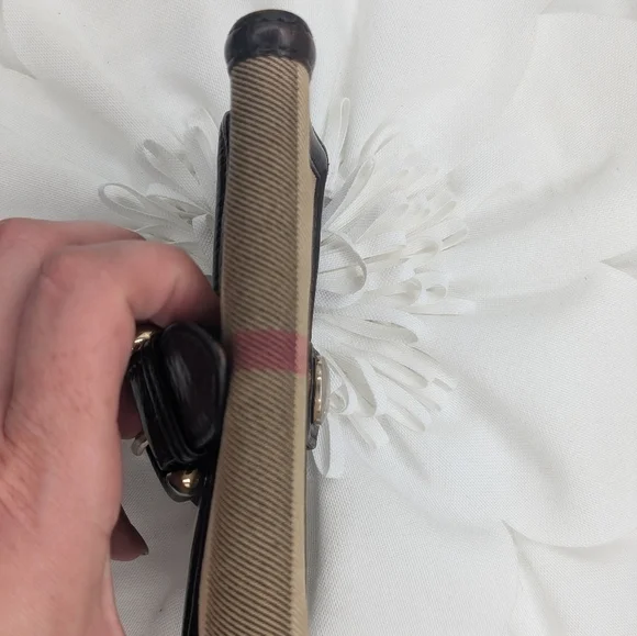 Burberry Brown/Beige Nova Check Canvas and Leather Buckle Compact Wallet - Picture 3 of 14